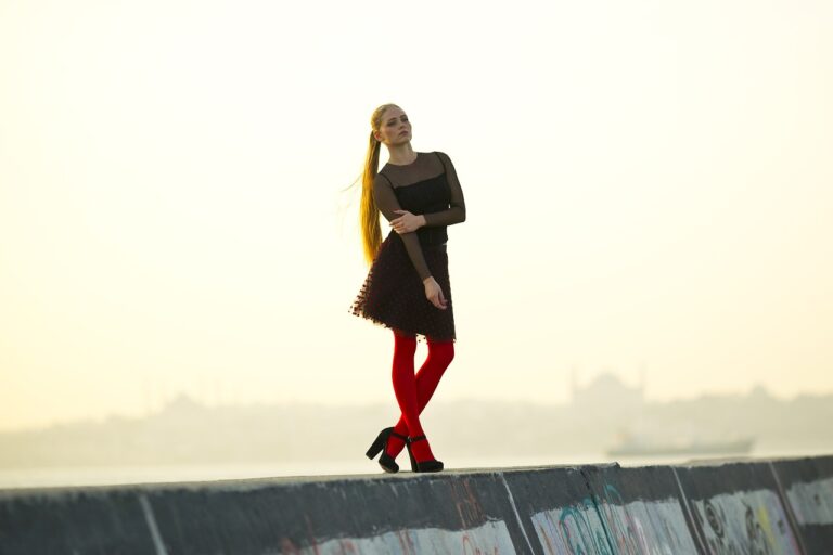 Fashion and Digital Marketing: Strategies for Success in the Online World